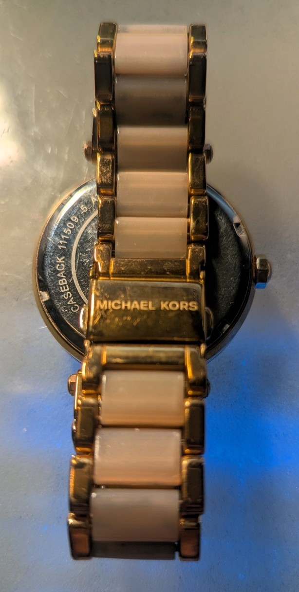 ⏱️ Unisex Michael Kors MK1676 – Sparkle in Every Second – 39mm – 6.25″ to 7.25″