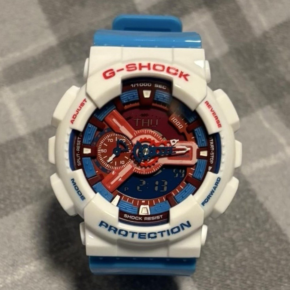 Casio G-SHOCK GA-110CB Analog-Digital Shock/ Red/ Blue/White NO BOX