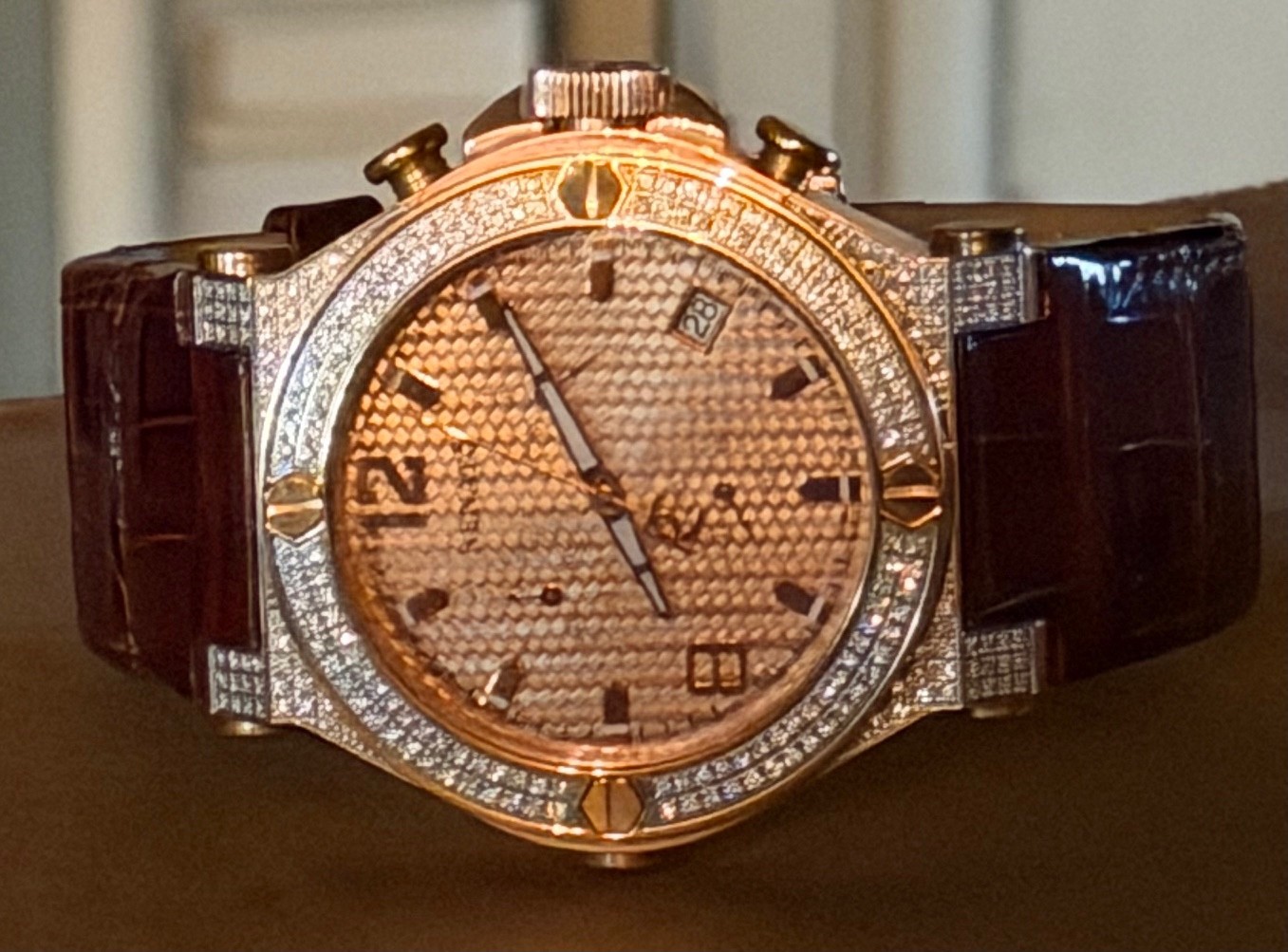 Renato Wilde Beast Ltd. Prod. 56/180 Worldwide DIAMONDS 49mm Case Men’s, but….