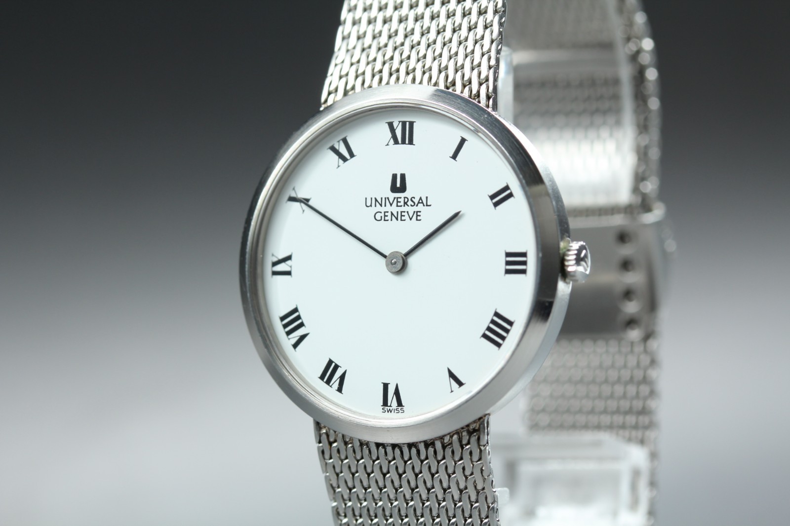 Vintage Universal Geneve 842123 Roman Dial Manual Winding Swiss Watch Cal. 1-42