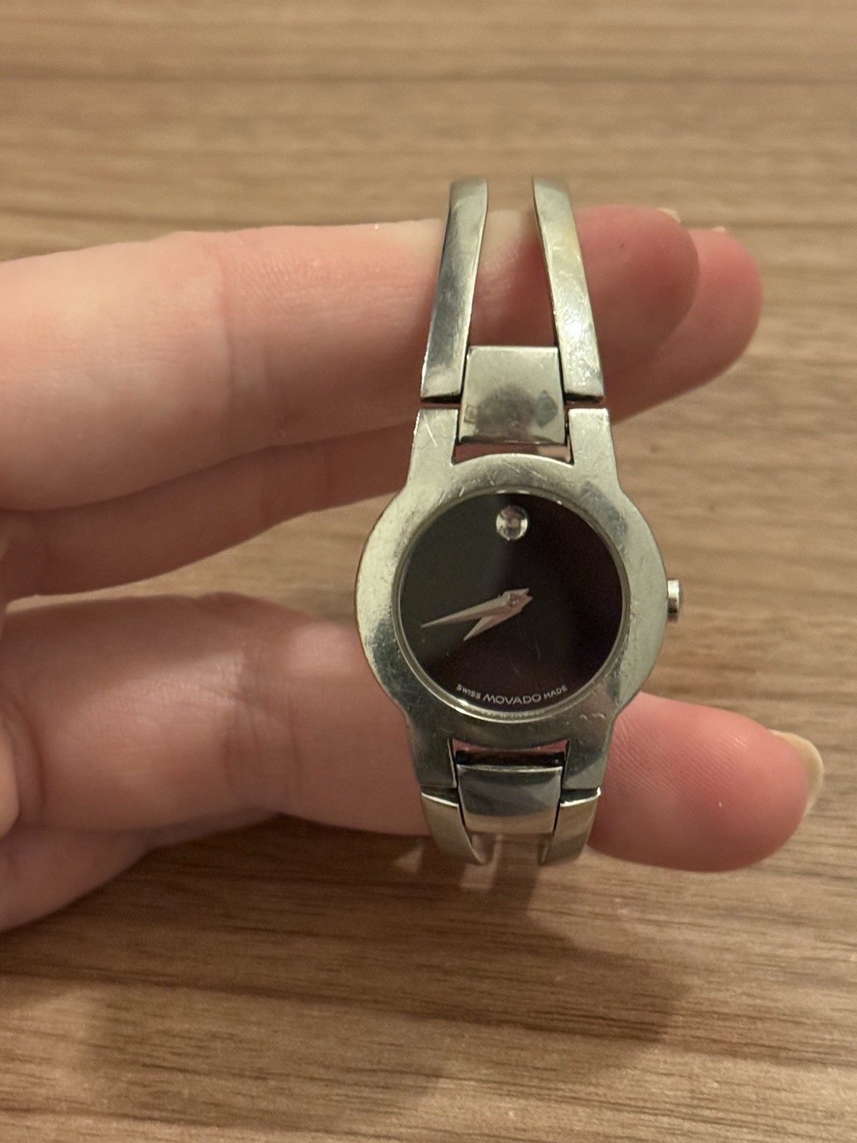 Movado Women’s Amorosa Swiss Made Watch 6061388 (Needs New Battery)