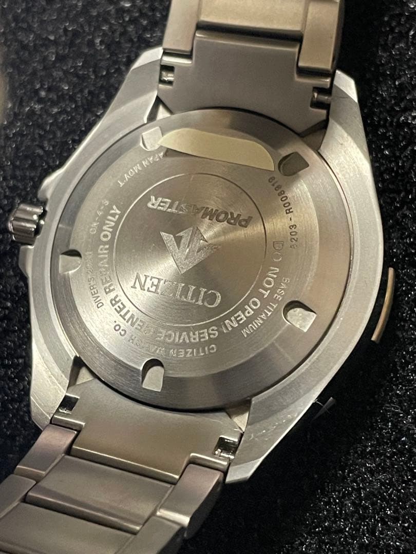 Citizen NY0070-83E 18cm Wrist Titanium Running Diver Automatic Mens Wristwatch