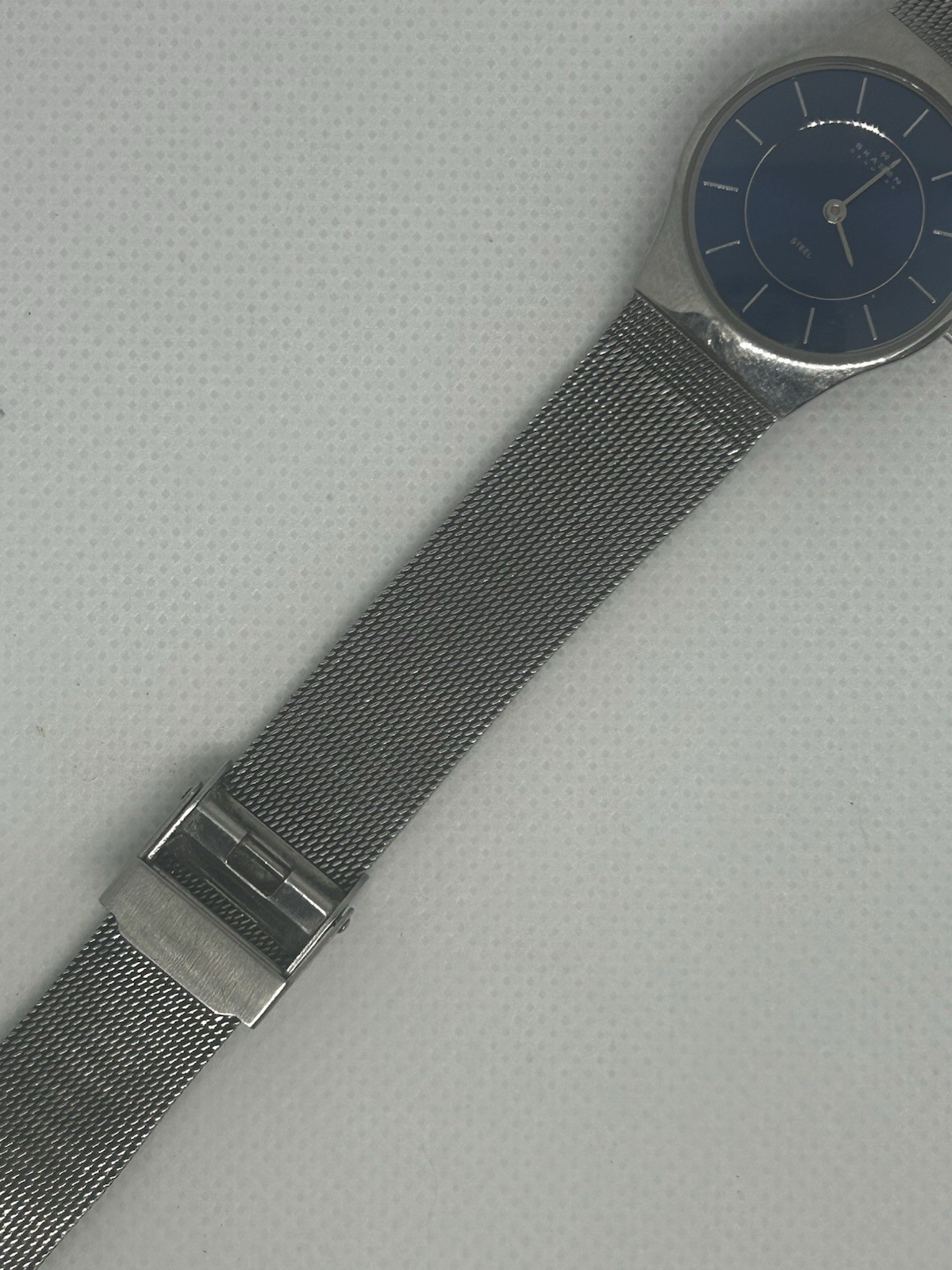 Skagen Denmark 233SSN Ultra Slim Vintage Blue Dial Mesh Quartz – Honest Wear⁠