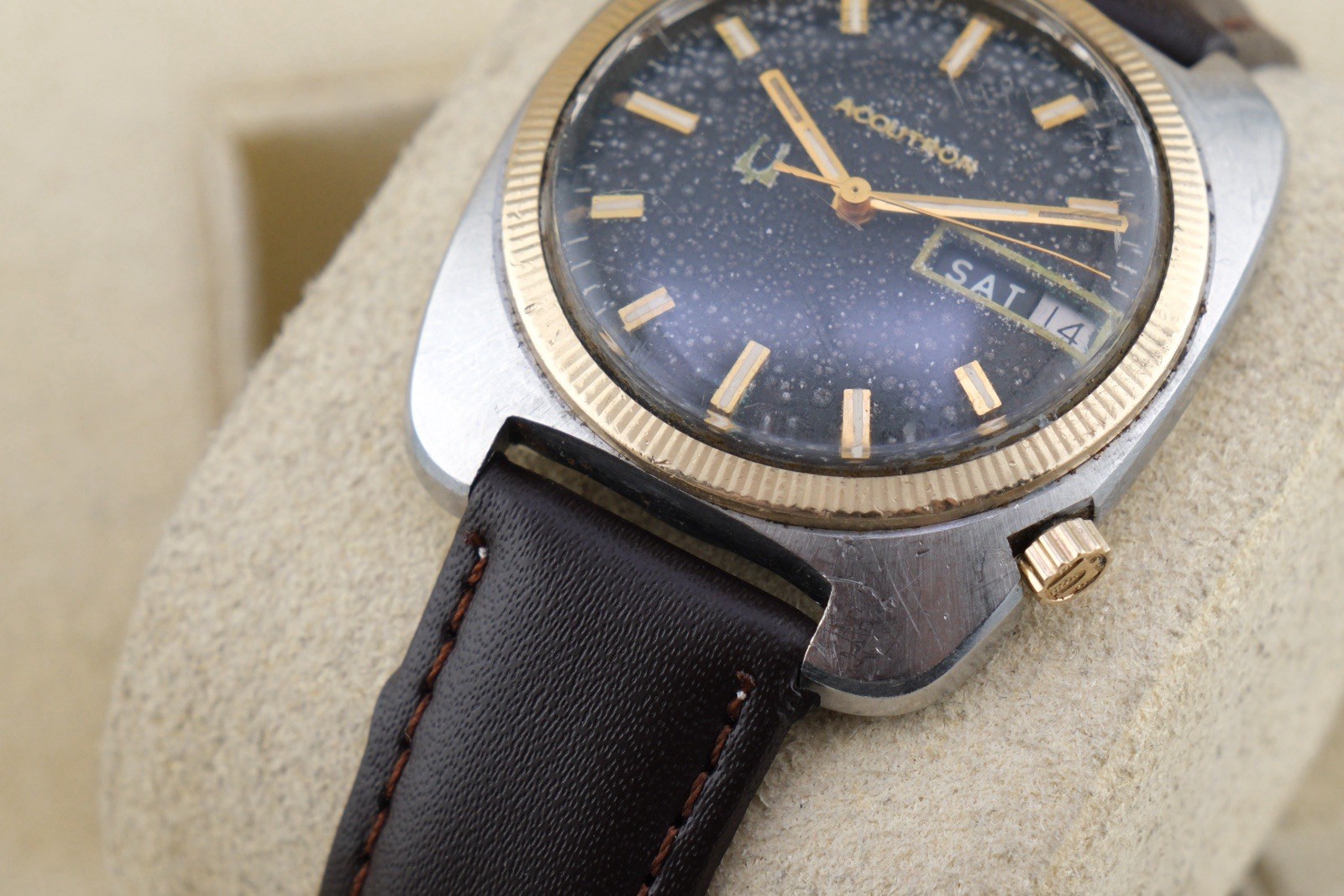 1972 bulova accutron Timeworn Black Dial, Running. Insane Patina
