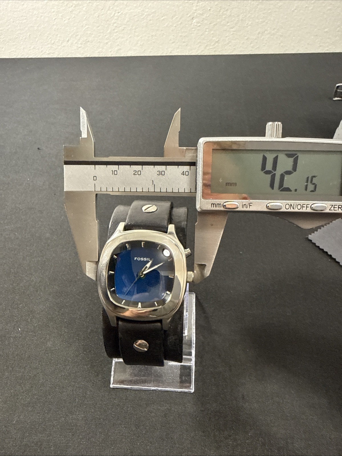 Fossil Kaleido JR-8124 Color Change Blue/Green New Battery’s Works Perfectly!!!