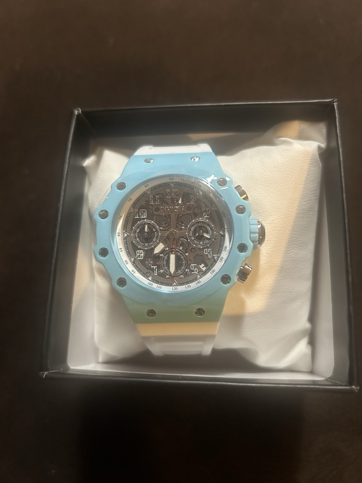 Invicta Racing Valyron Men’s 44mm, Blue Dial White Band 69673 NEW
