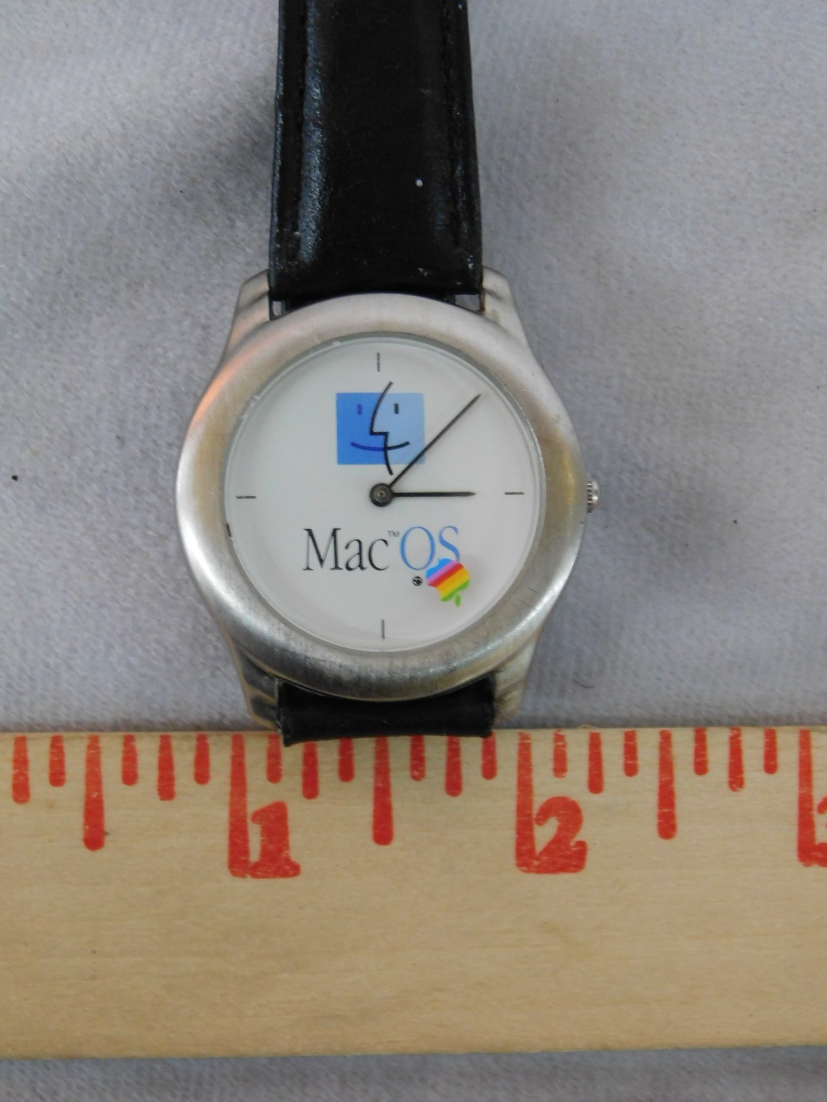 Vintage 1990’s Floating Apple Mac OS Promotional Quartz Watch WORKS GREAT!