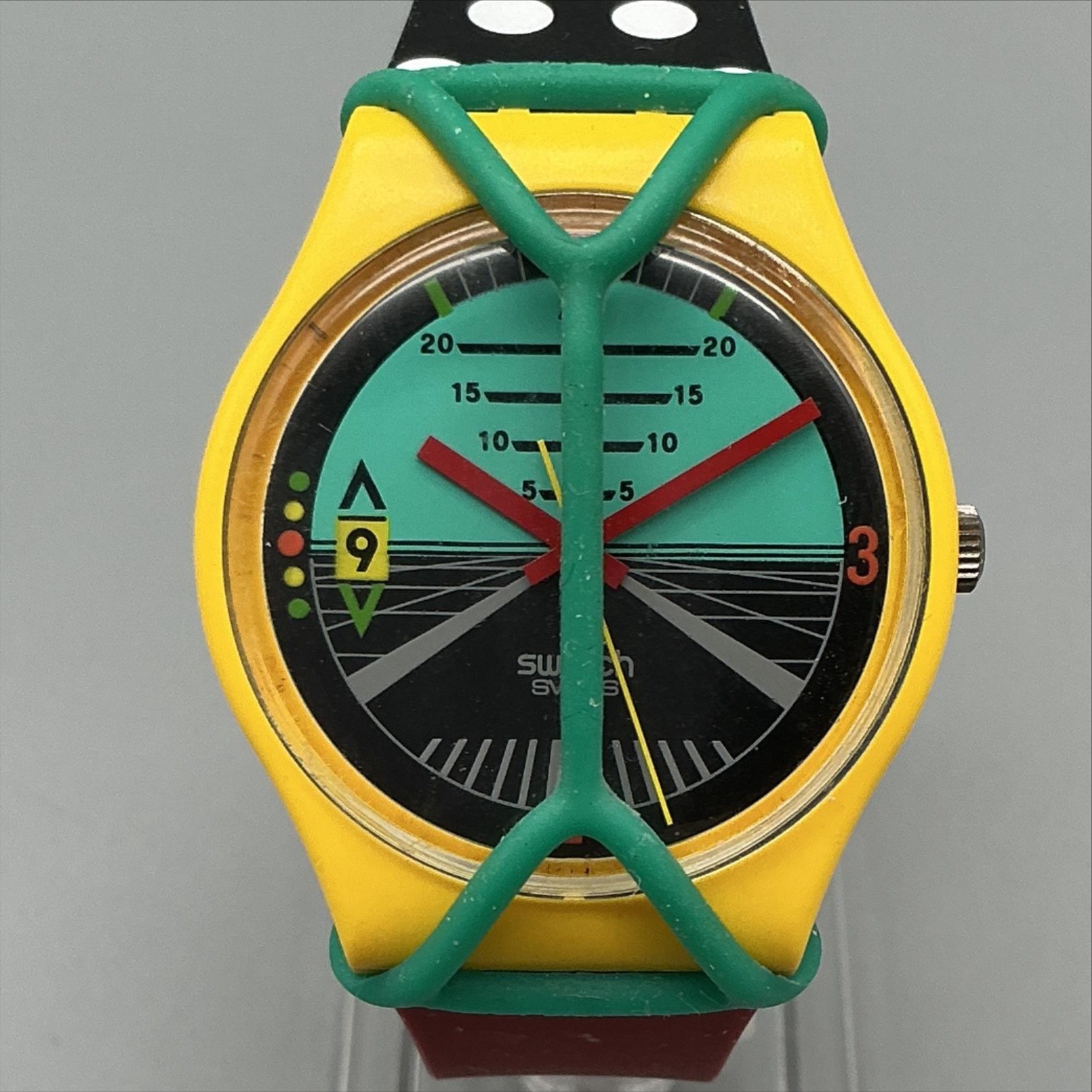 Vtg Swatch Follow Me GJ101 Womens Watch 31mm Green Black Strap New Battery