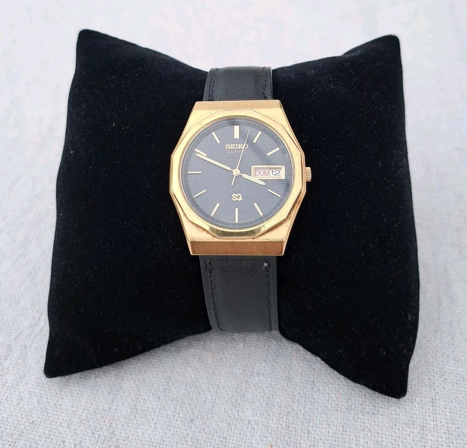 Vintage 1980s Seiko Quartz SQ 8C23-6059 A4 Waffle Pie Pan Day Date Watch Runs