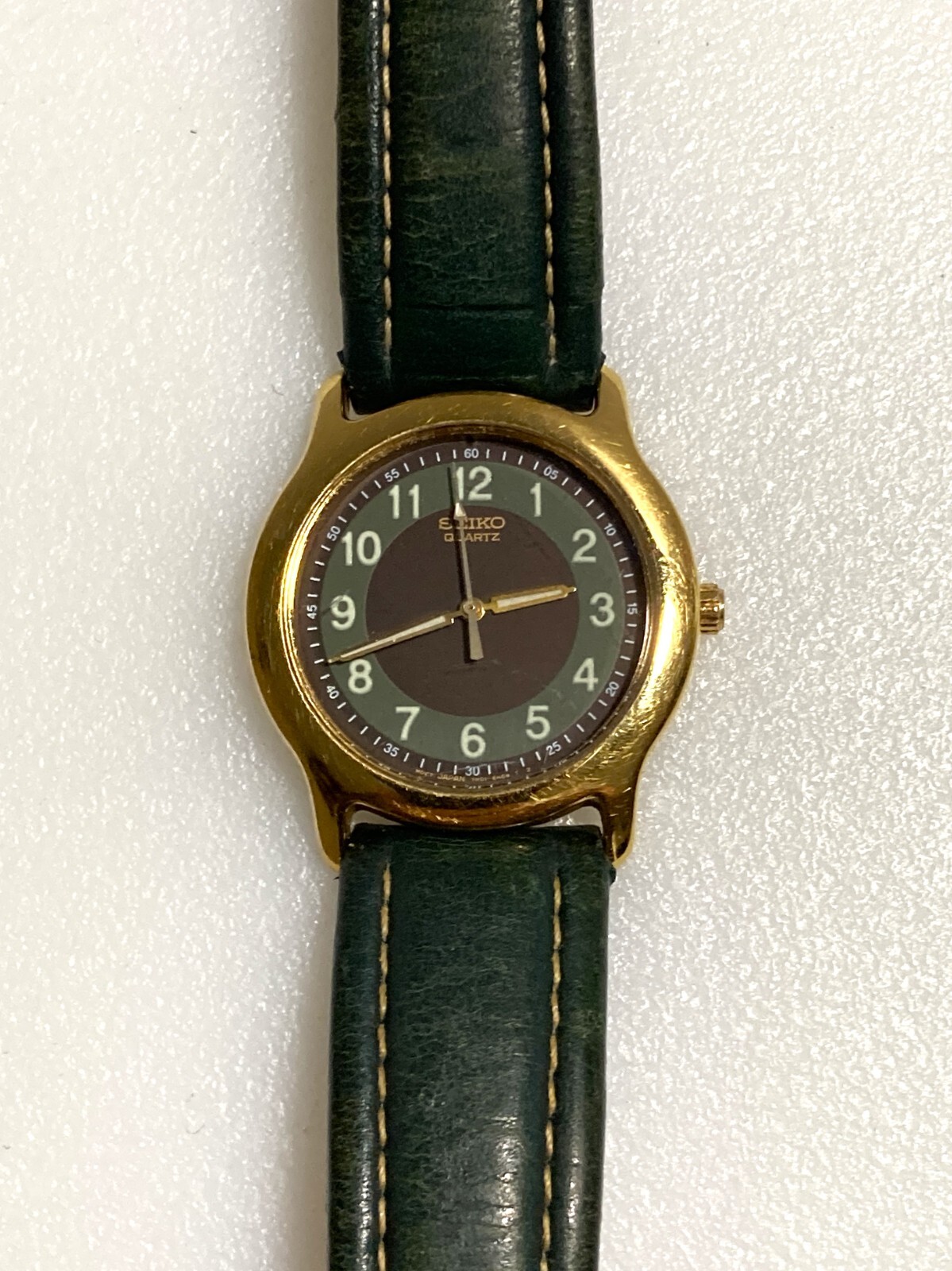 SEIKO 2-Tone Dial W/Gold Tone ThinCase & Hadley Roma Leather Band 7N01-6G39-RARE