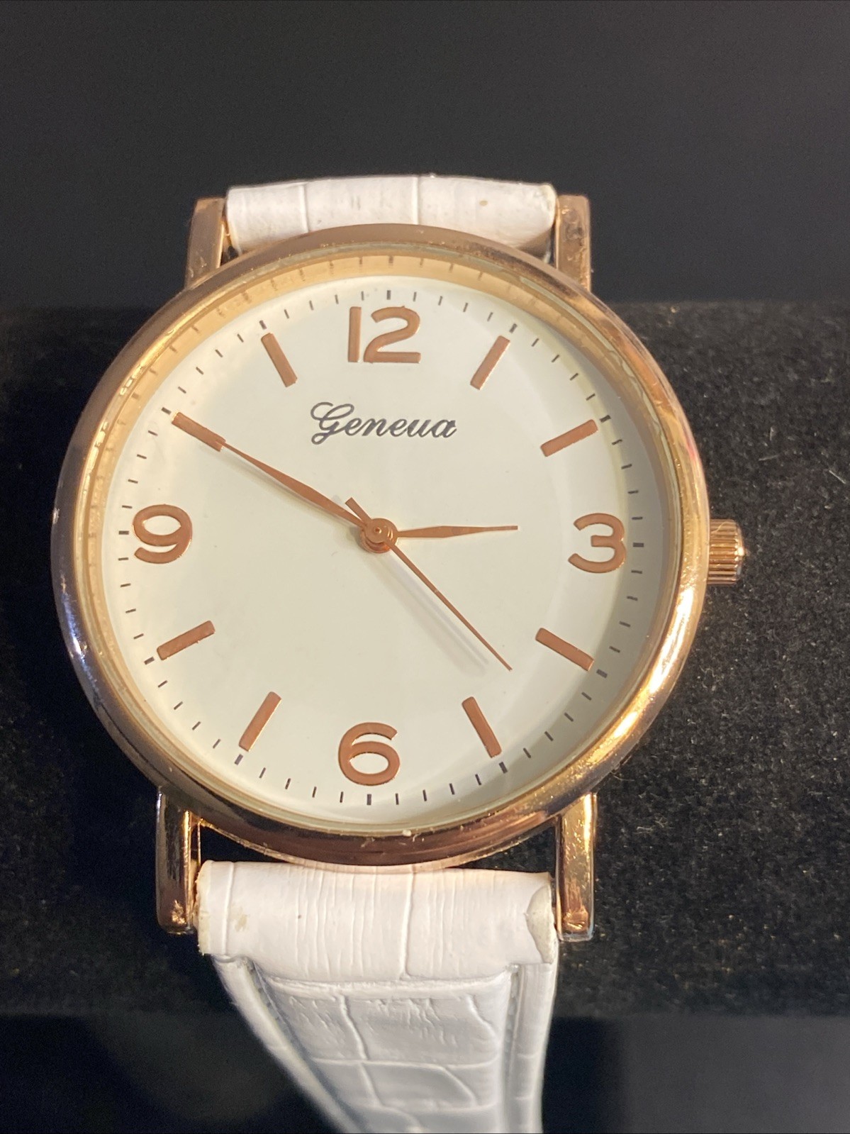 Geneva Ladies Fashion Rose Gold Tone; White Band; Analog Quartz Watch New Batt: