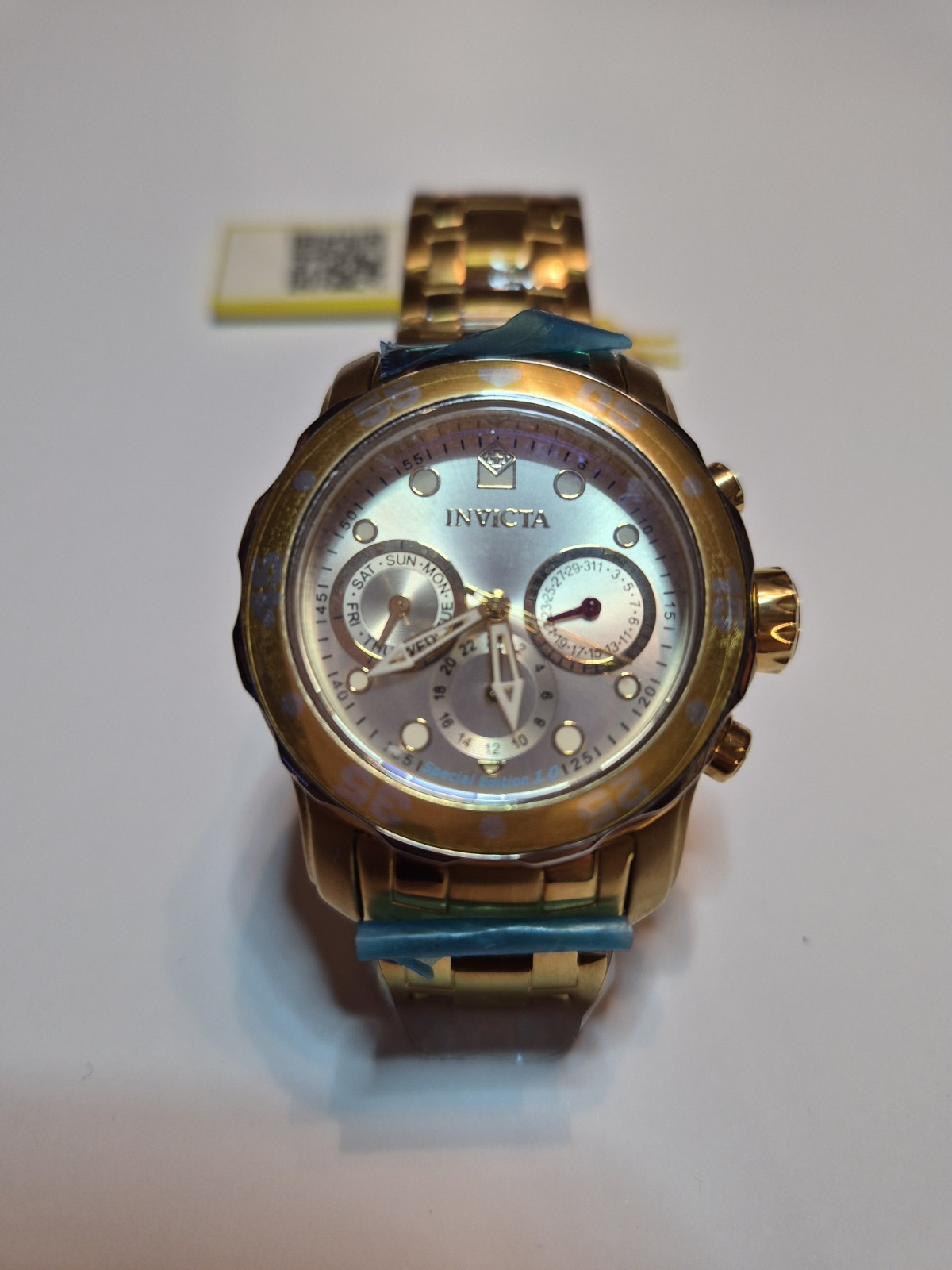 Women’s Invicta Pro Diver Chronograph Gold Plated Steel Watch 38 mm Model 15033