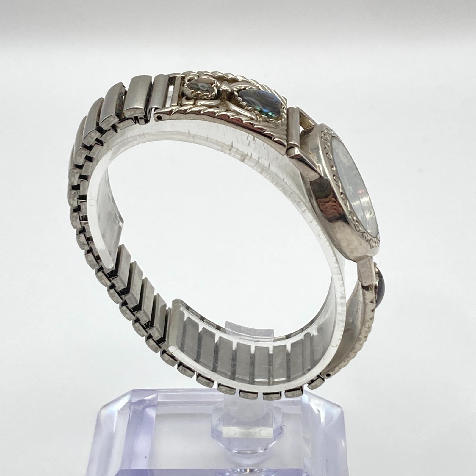 LA Express Womens Watch Abalone Heart 22mm Silver Tone Stretch New Battery 6″