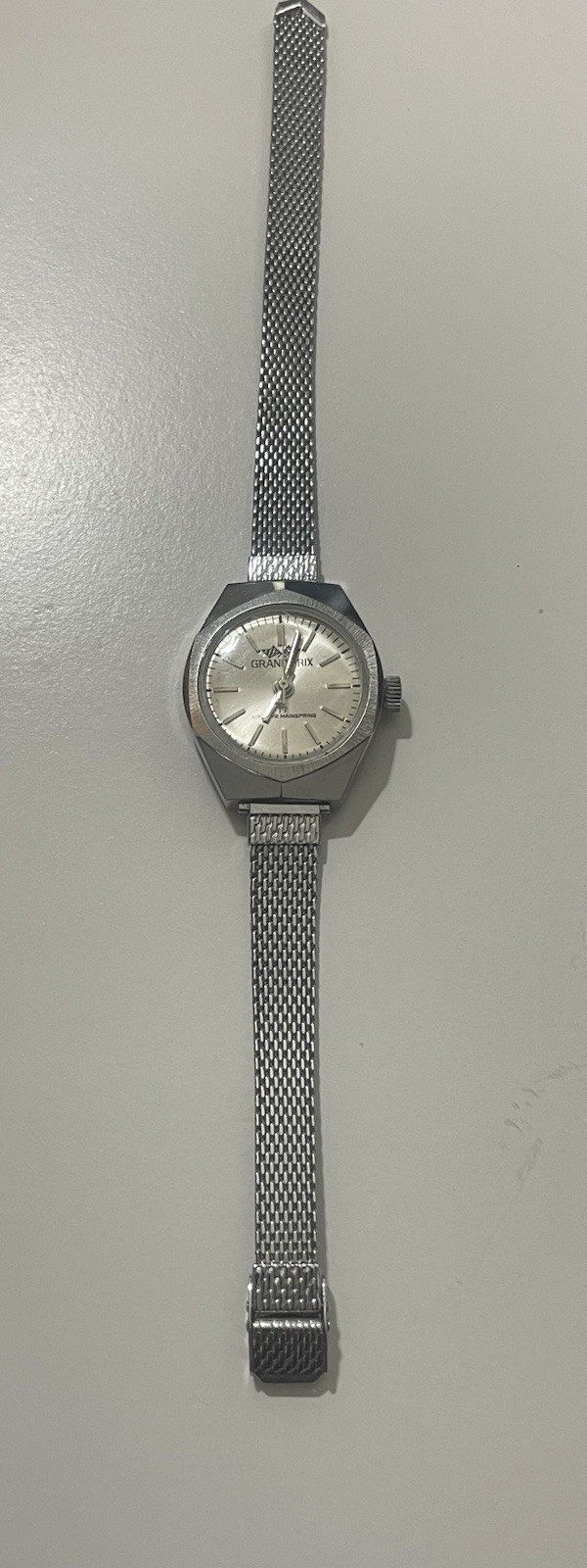 Grand Prix 17 Jewels Lifetime Mainspring Windable Watch, Never Stops Working!