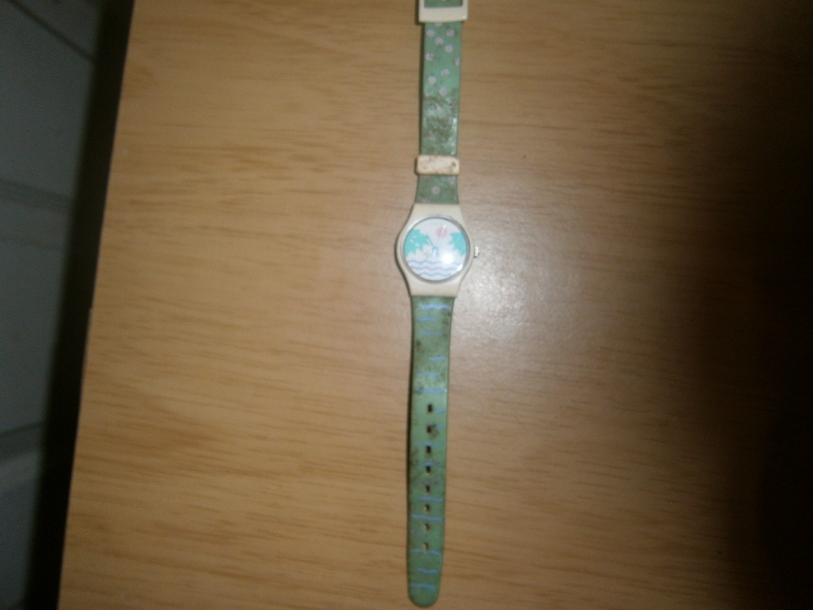 Late 2000’s Tikkers womens quartz watch. SPARES & REPAIRS.21cm(E27S&Rc)