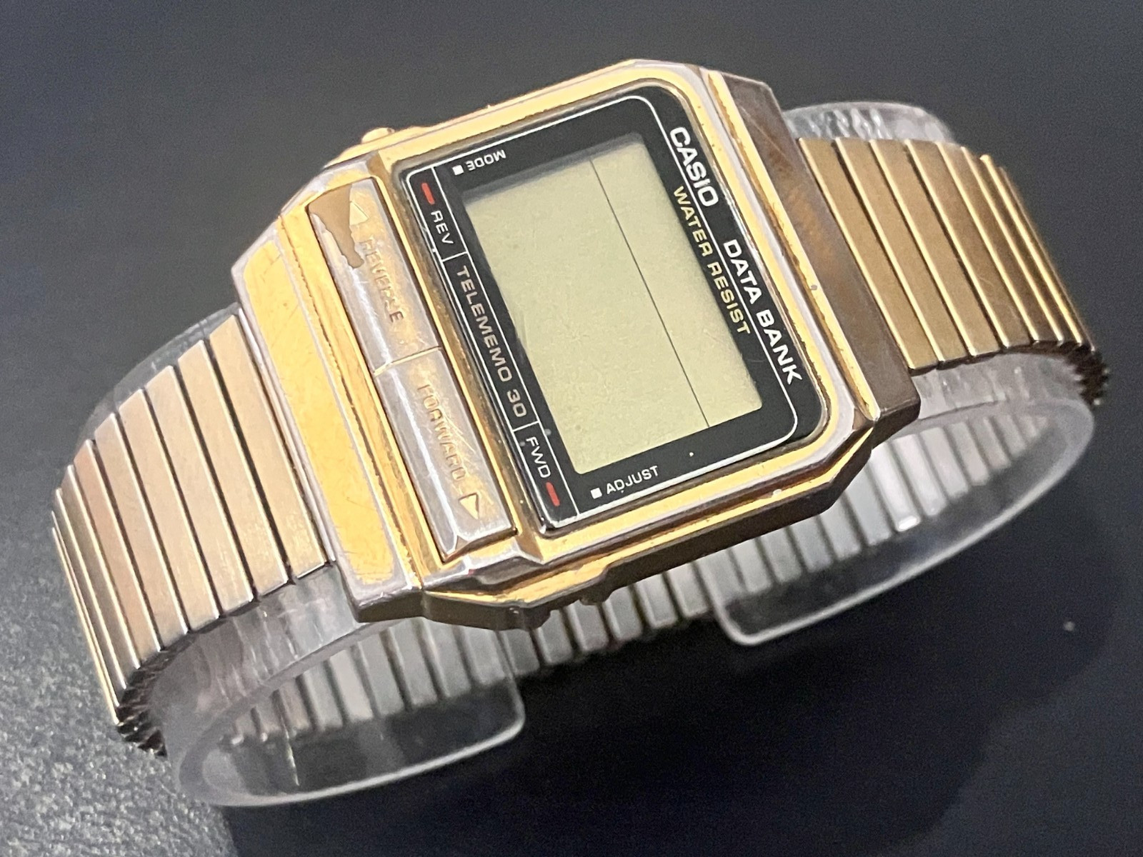 CASIO Data Bank DB-310 Gold Tone 32mm Digital Vintage Watch 871 Modual