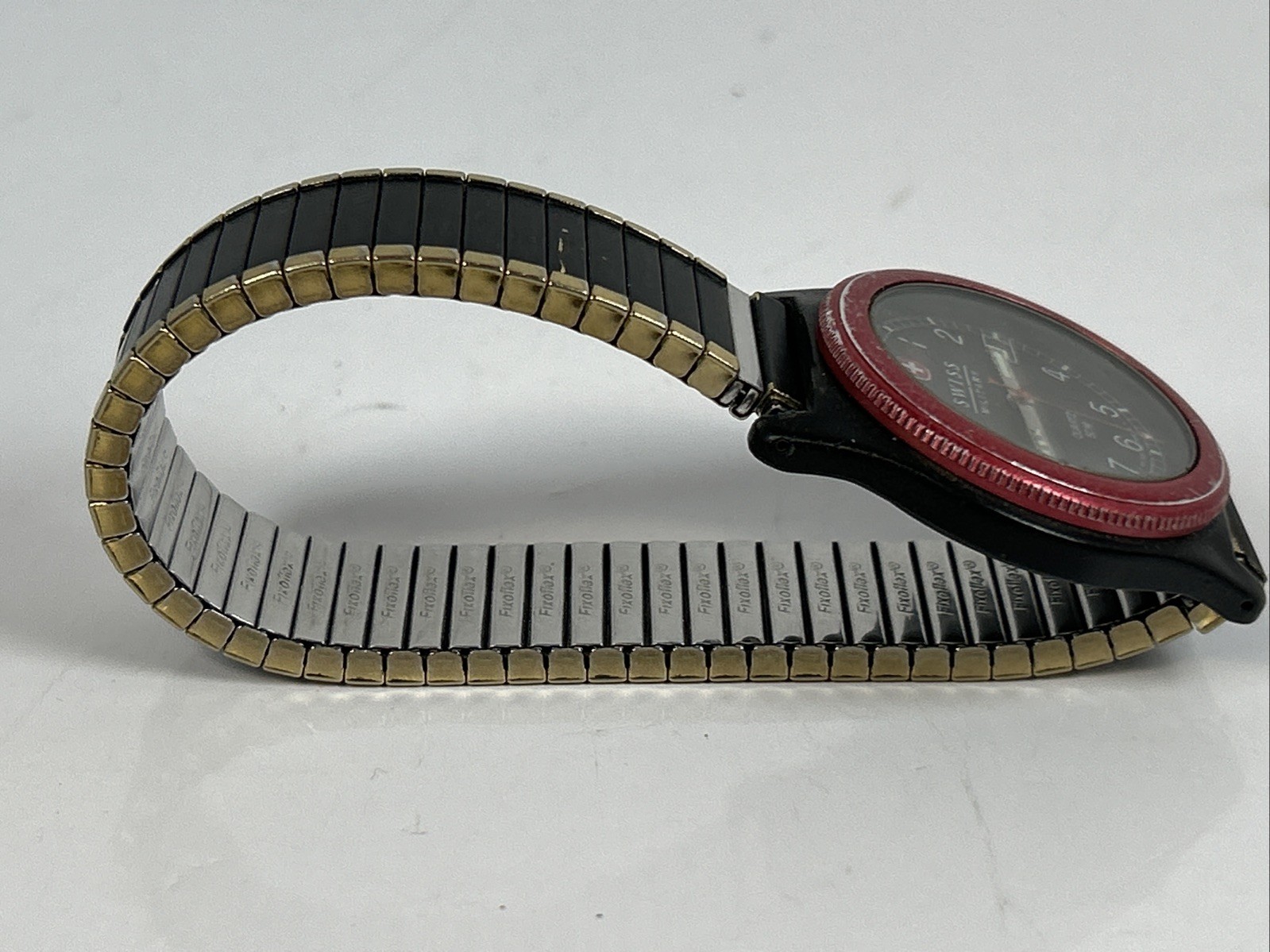 Swiss Military Watch Quartz 50M Red Black Water Resistant 5ATM Needs New Battery