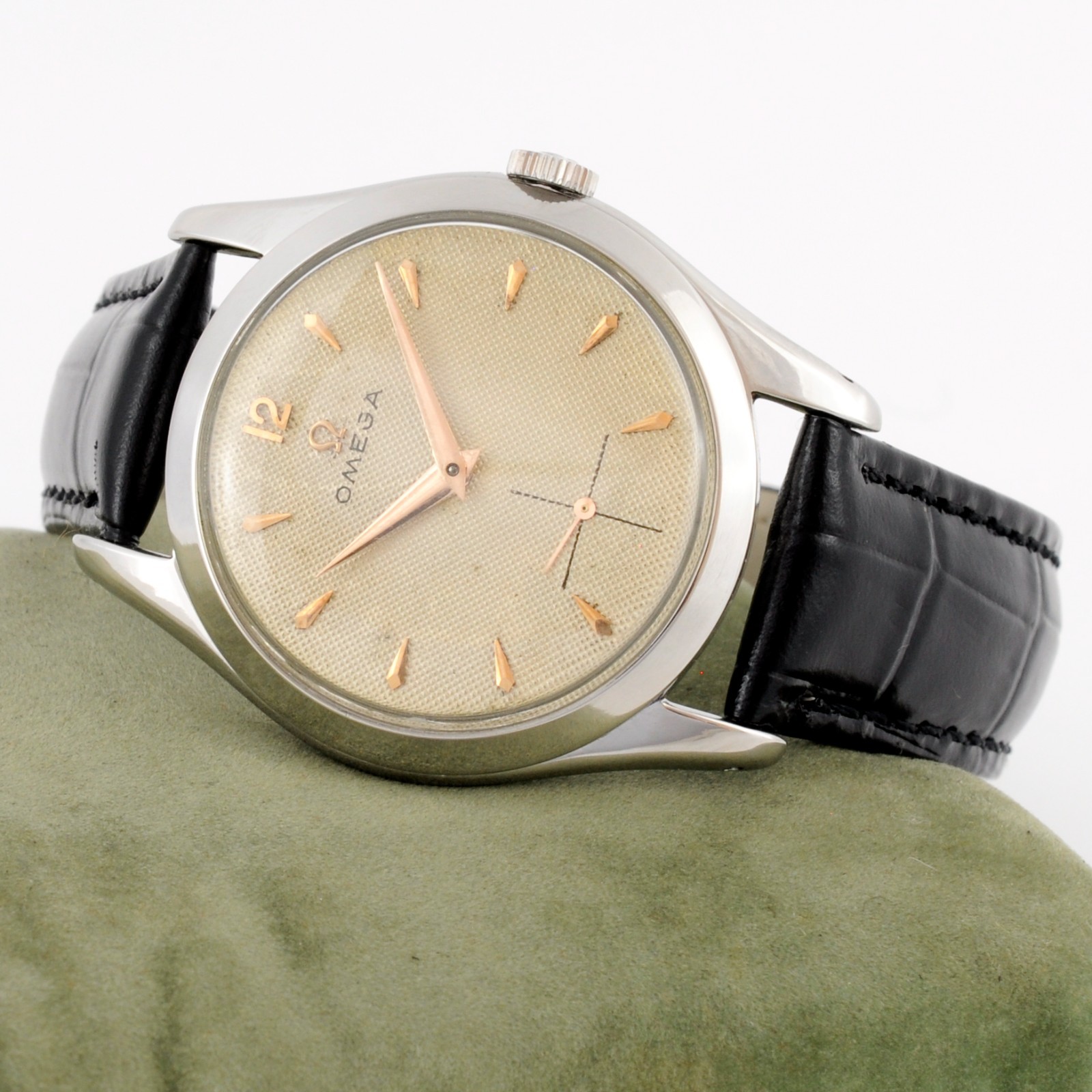 SWISS OMEGA REF 2503 VINTAGE HONEYCOMB DIAL STEEL MANUAL WIND GENTS WATCH 1947′