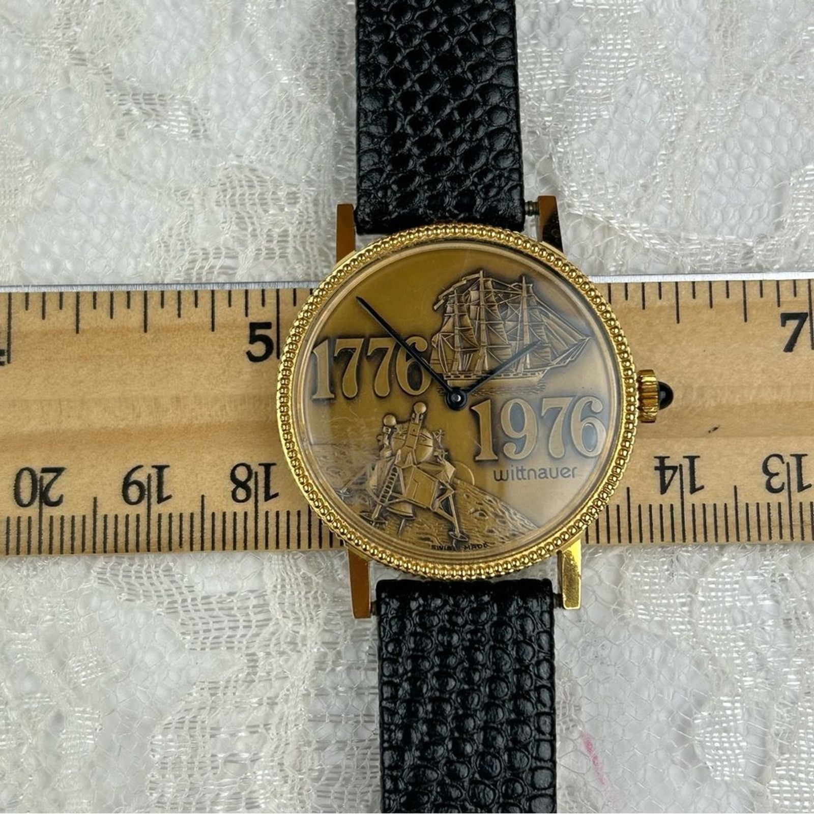 RARE Men’s Vintage 1776 1976 BICENTENIAL WITTNAUER COIN BASE 8KT GOLD WATCH