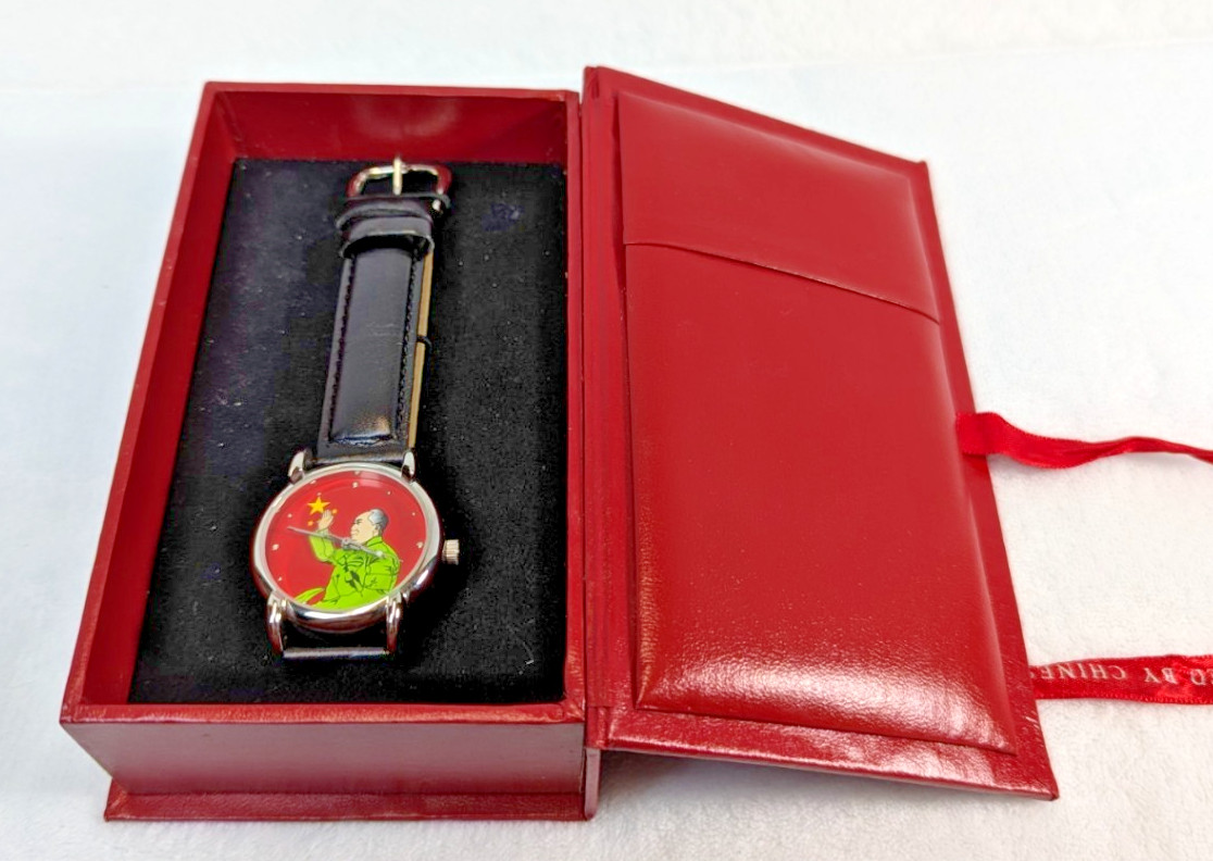 Rare Deng Xiaoping Shanghai Tang Mechanical Waving Hand Watch – Hong Kong Return