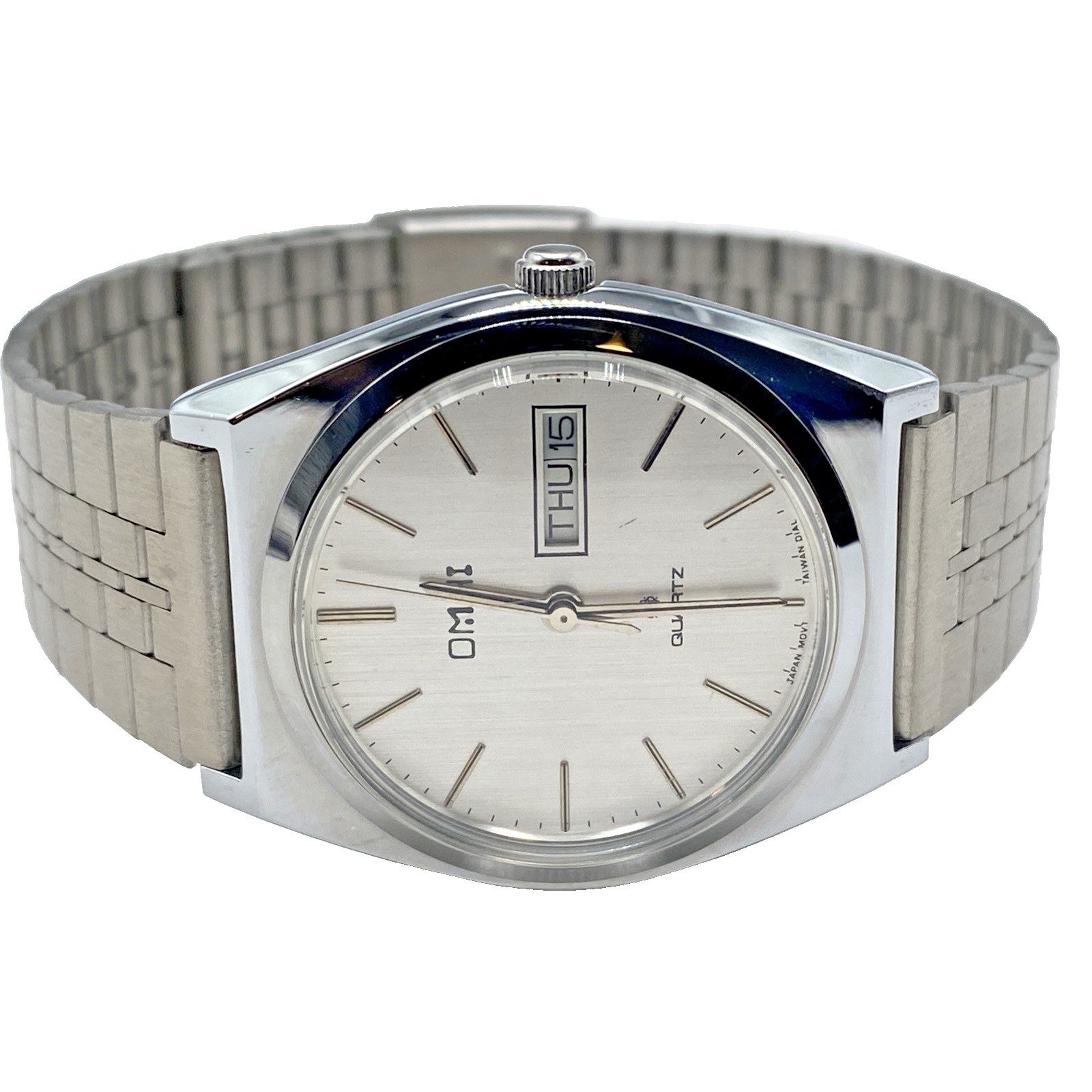Omni Quartz 34mm SS Mens watch Classic style Adj Band New batt works Hong Kong