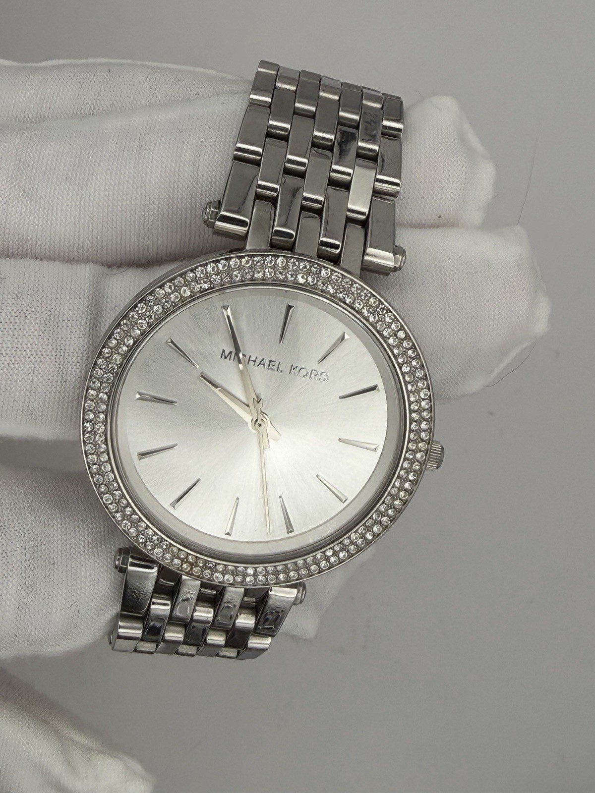 Michael Kors Darci MK3190 Silver Crystal Pavé Bezel SS Bracelet Women’s Watch