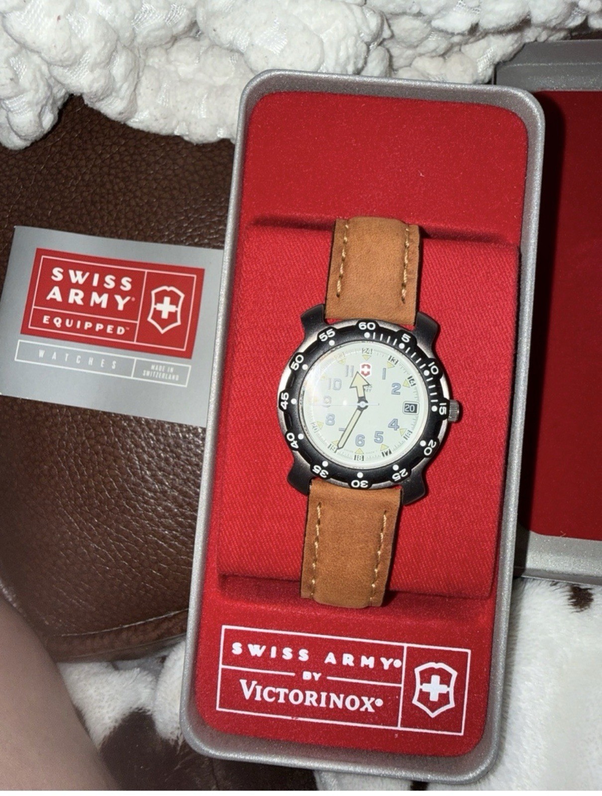 Victorinox Swiss Army Quartz Analog Date White Dial Brown Leather Strap 30m