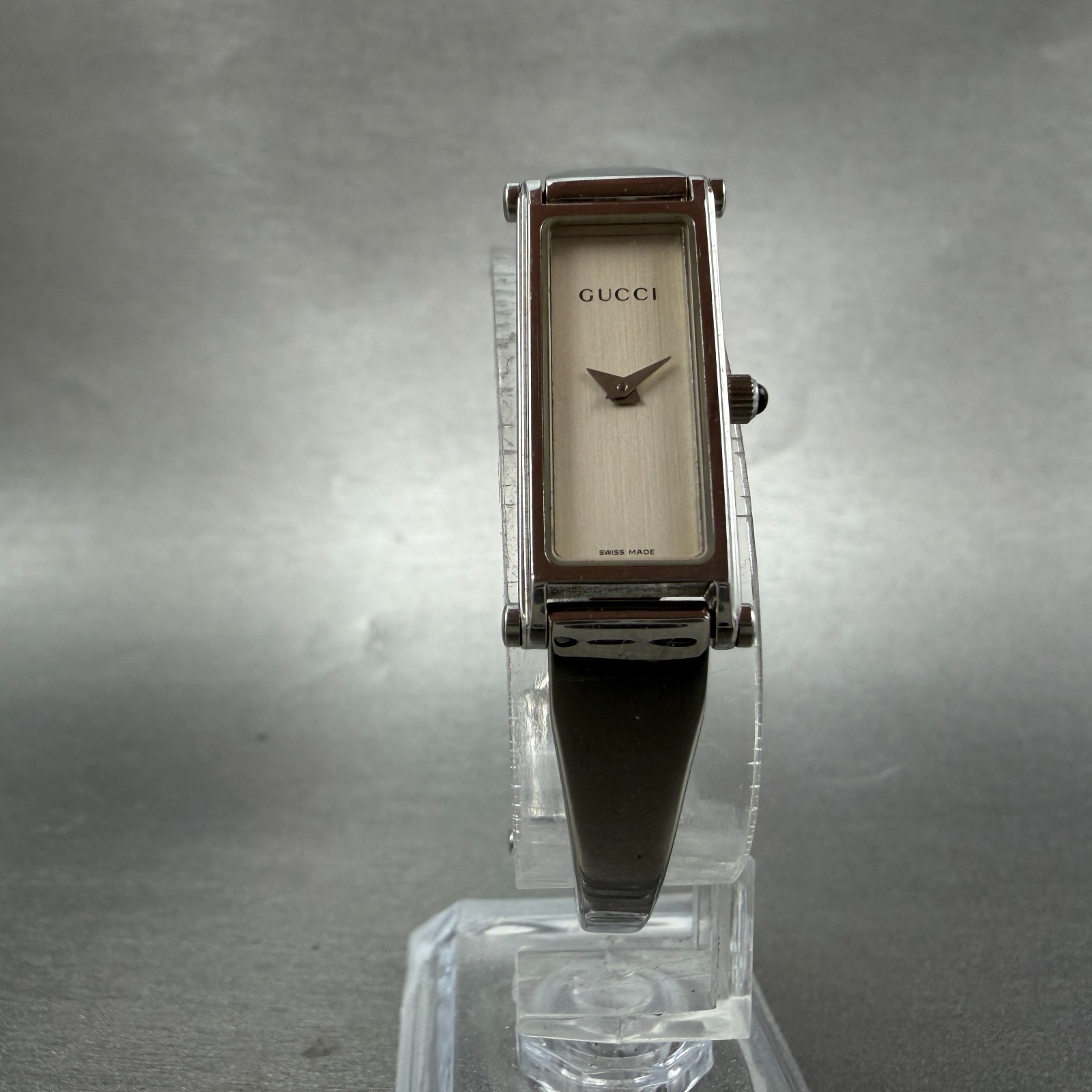 Gucci 1500L Tank Watch Women 12mm Black Dial Steel Rectangle Bangle New batt Box
