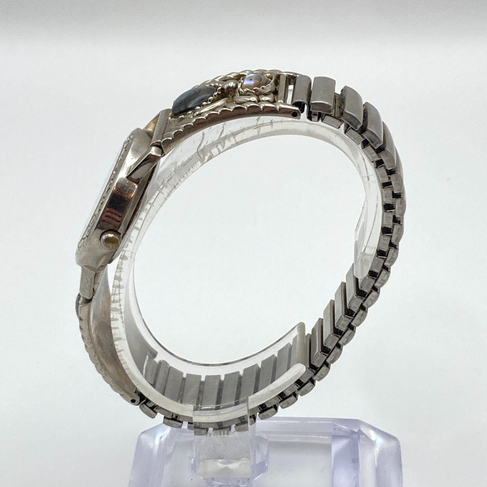 LA Express Womens Watch Abalone Heart 22mm Silver Tone Stretch New Battery 6″