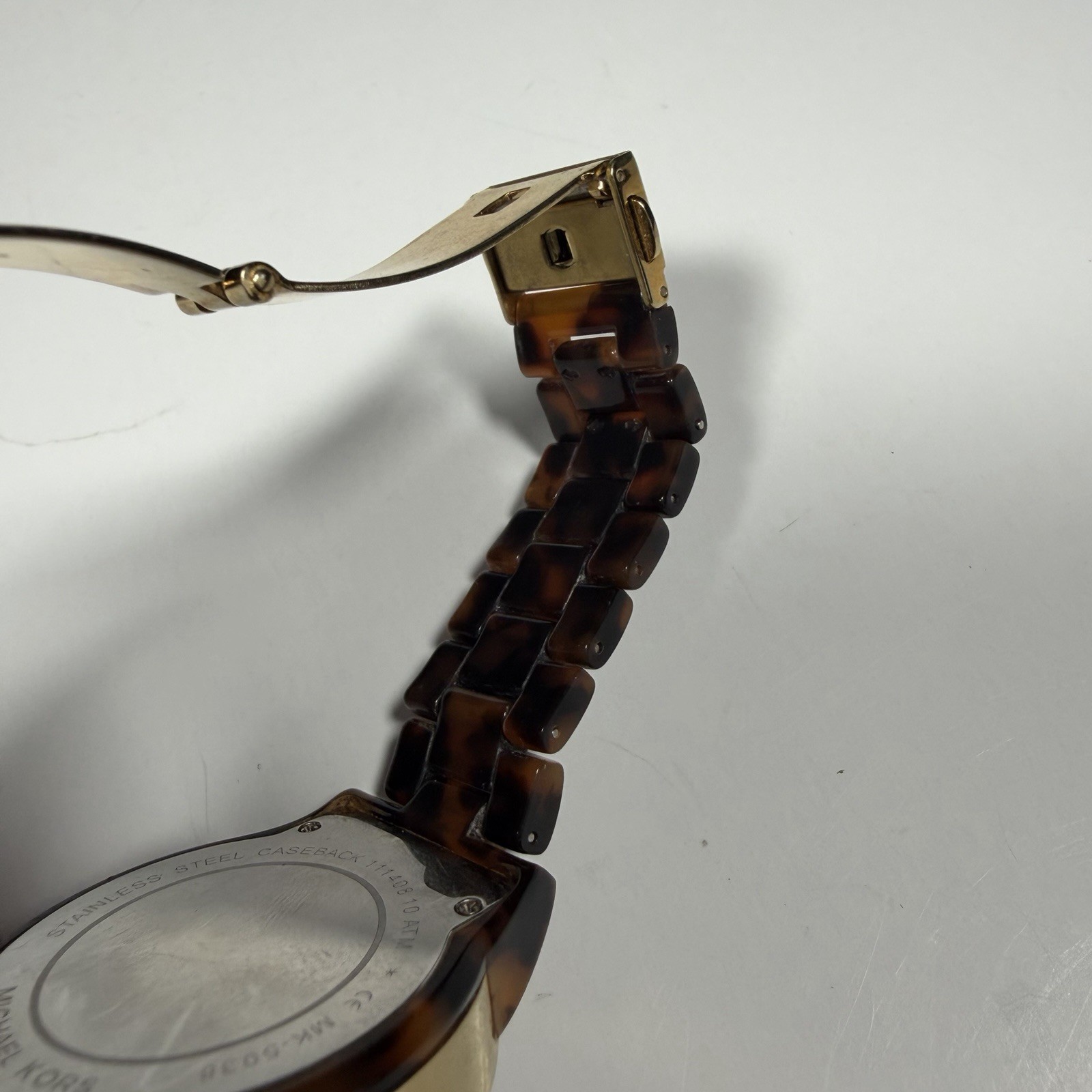Michael Kors Jet Set MK-5038 Watch Womens 37mm Brown Tortoise Needs Battery