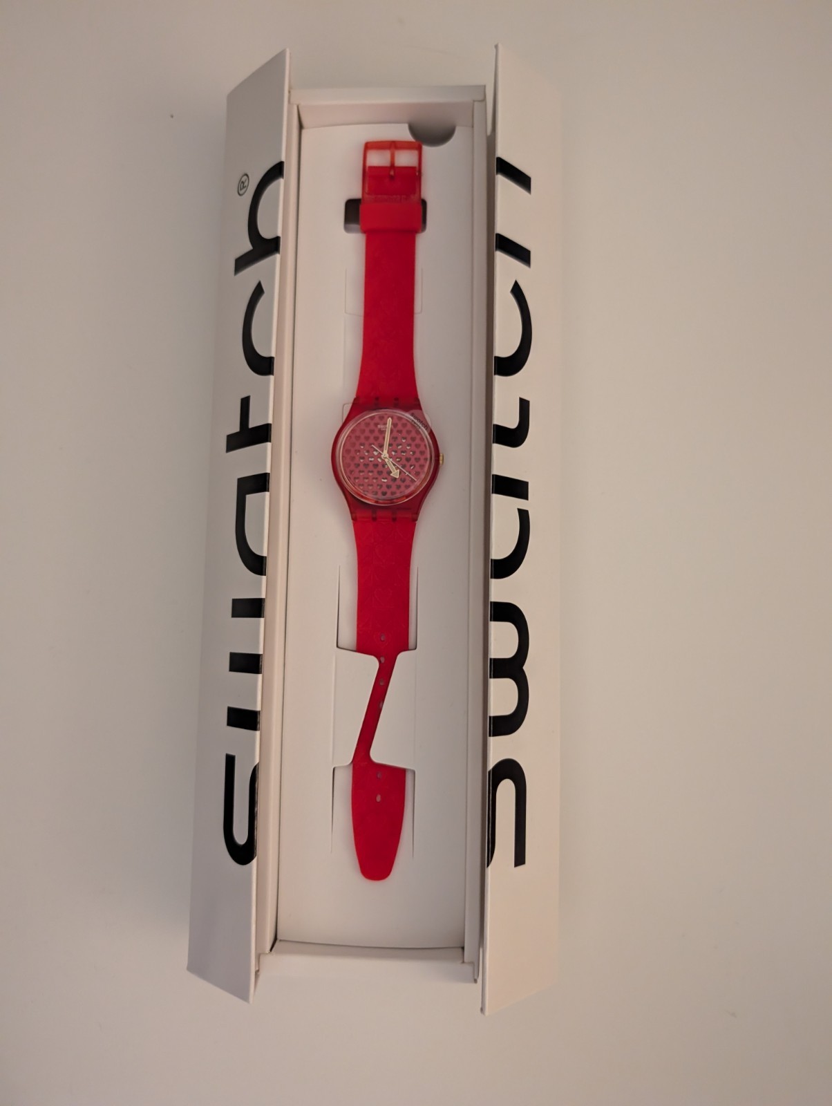 NEW Swatch Love in Scarlet SO28Z122 Quartz Red Heart Dial 34mm Unisex Watch