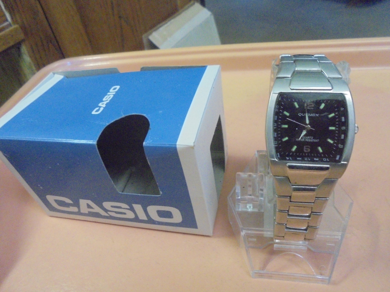 New Old Stock Casio Quemex Watch in box silver band 8