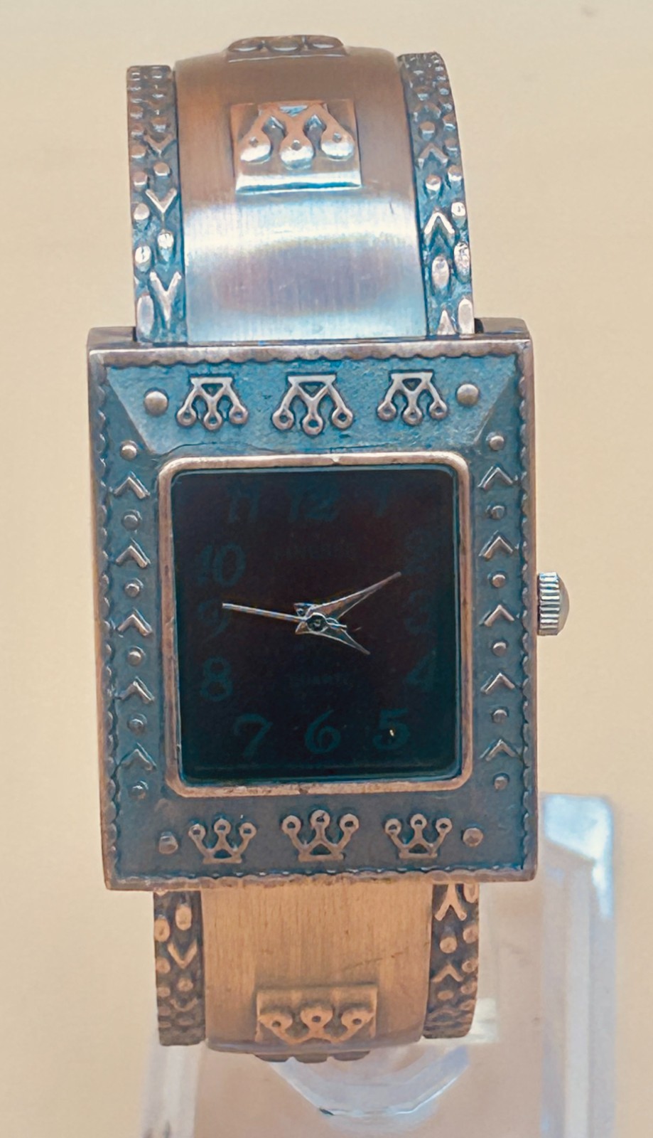 Finesse Copper Toned Classy Women’s Cuff Band Wristwatch
