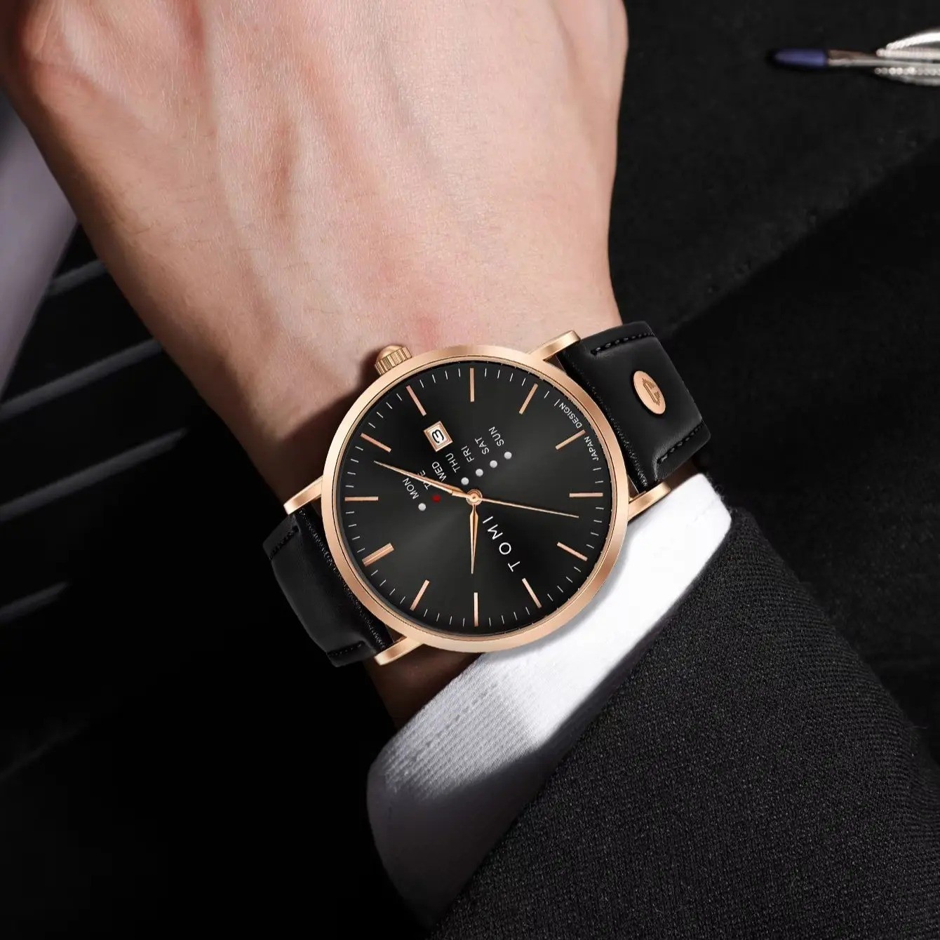 Men’s Quartz Analog Watch Day Date Leather Strap Business Dress Wristwatch