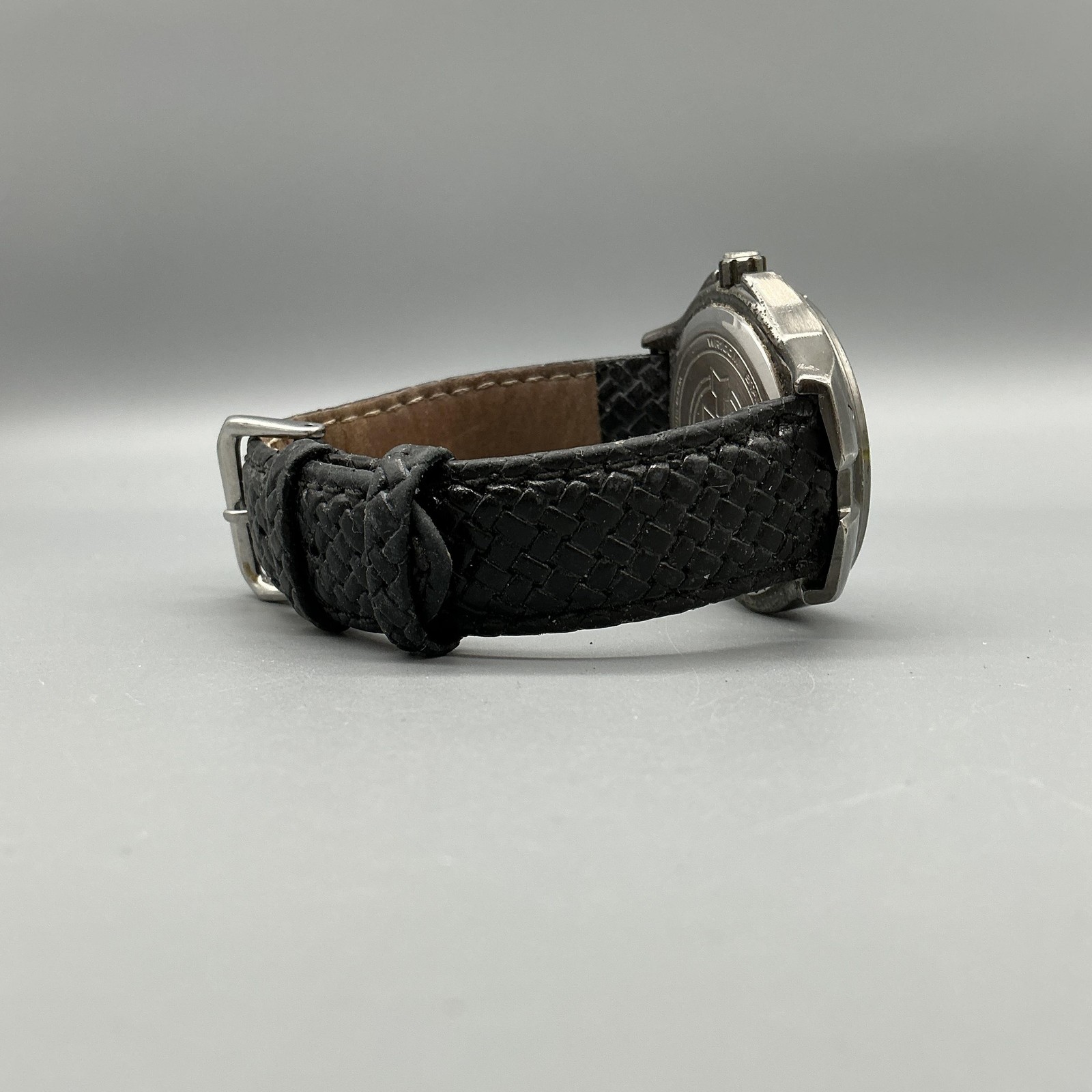 Timex Expedition Mens Watch 39mm Black Dial Date Indiglo Leather New Battery