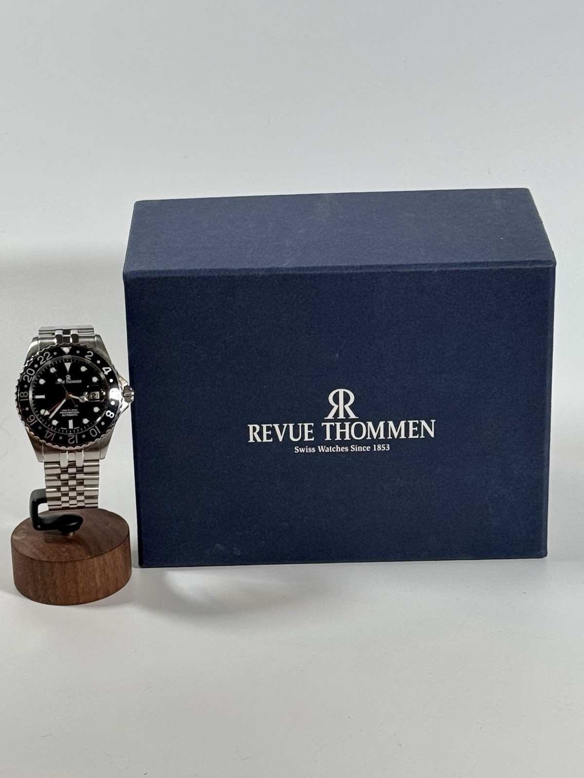 Revue Thommen 17572.2237 Diver GMT