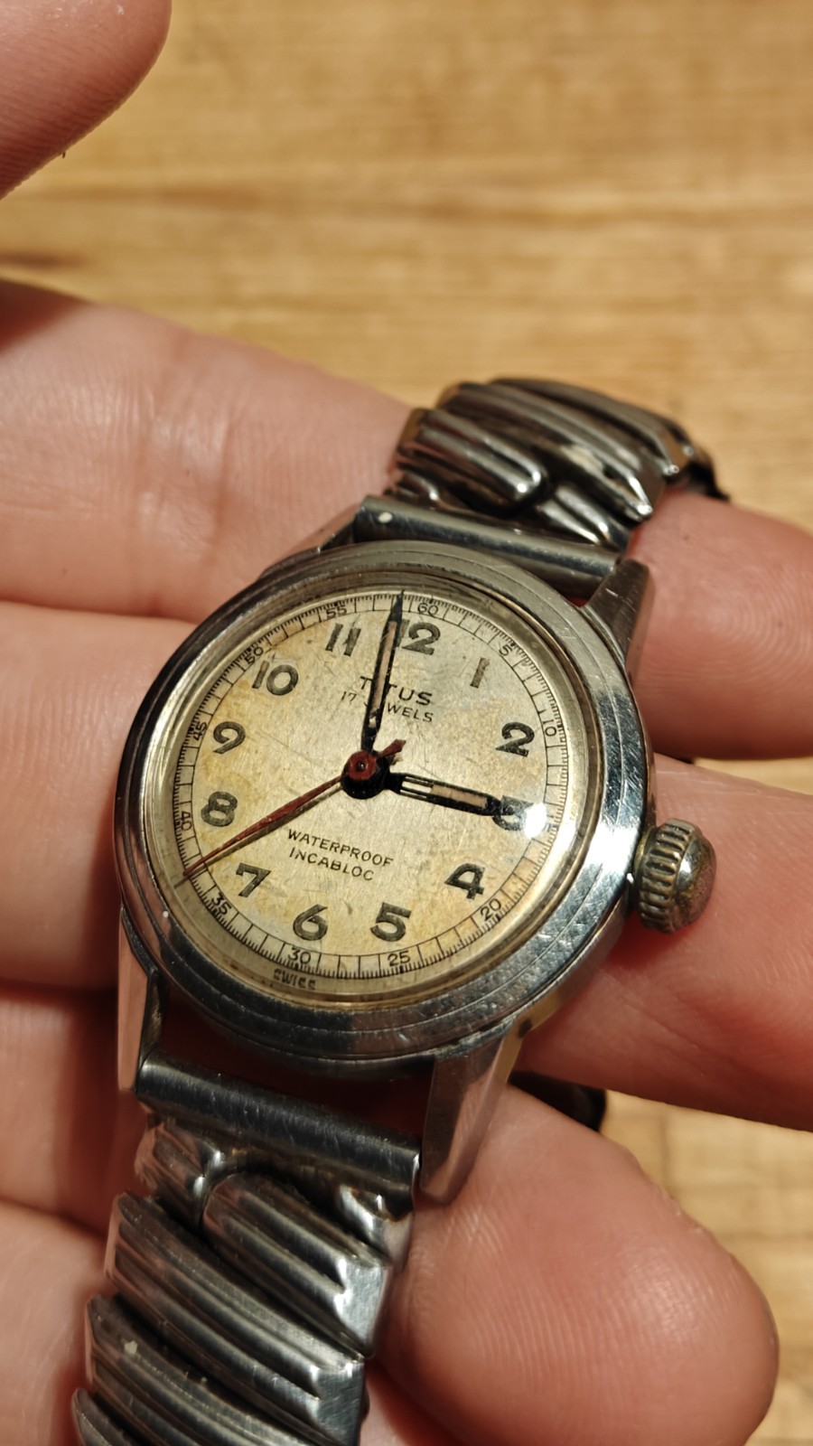 Vintage Titus Geneve Military WWII Era Mechanical Watch Cal 811 Running