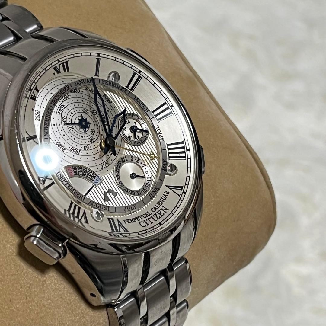 CITIZEN Campanola 408 CTR57-0981 Quartz Men’s Watch Japan Design Luxury Elegant