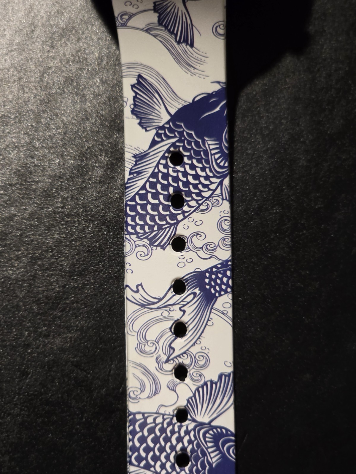 Doodle Watch Oriental Koi Carp Blue & White Silicone Strap No Box Needs Battery