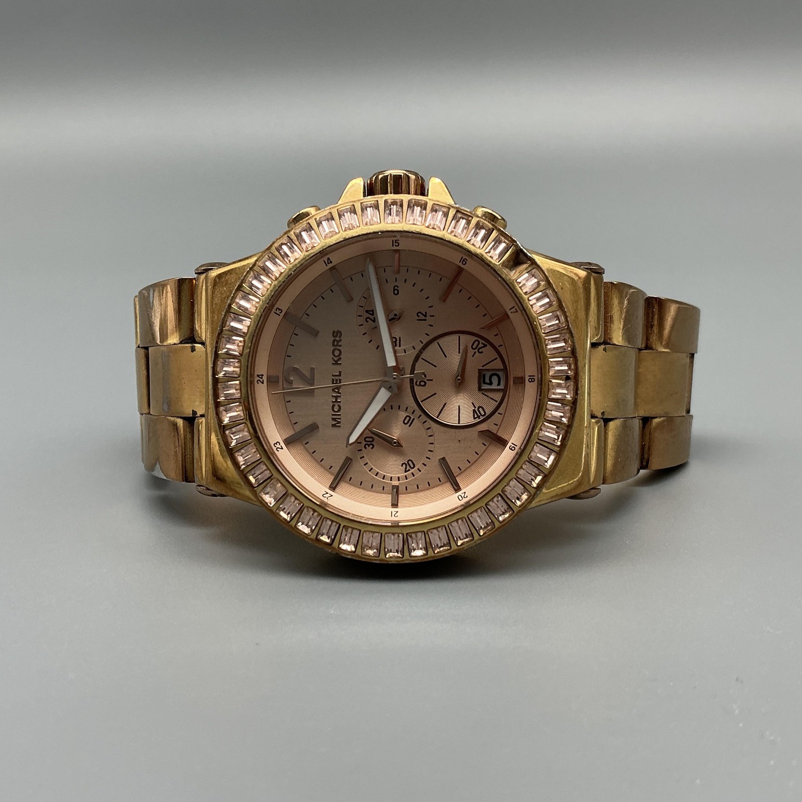 Michael Kors MK-5412 Womens Watch 41mm Crystal Bezel Chronograph New Battery 7″