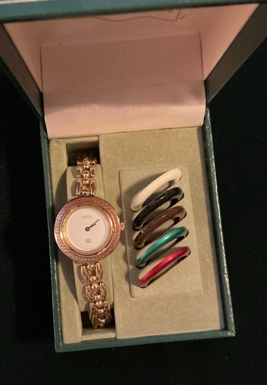 Vintage GUCCI Ladies Interchangeable Bezels Watch 11/12 Series
