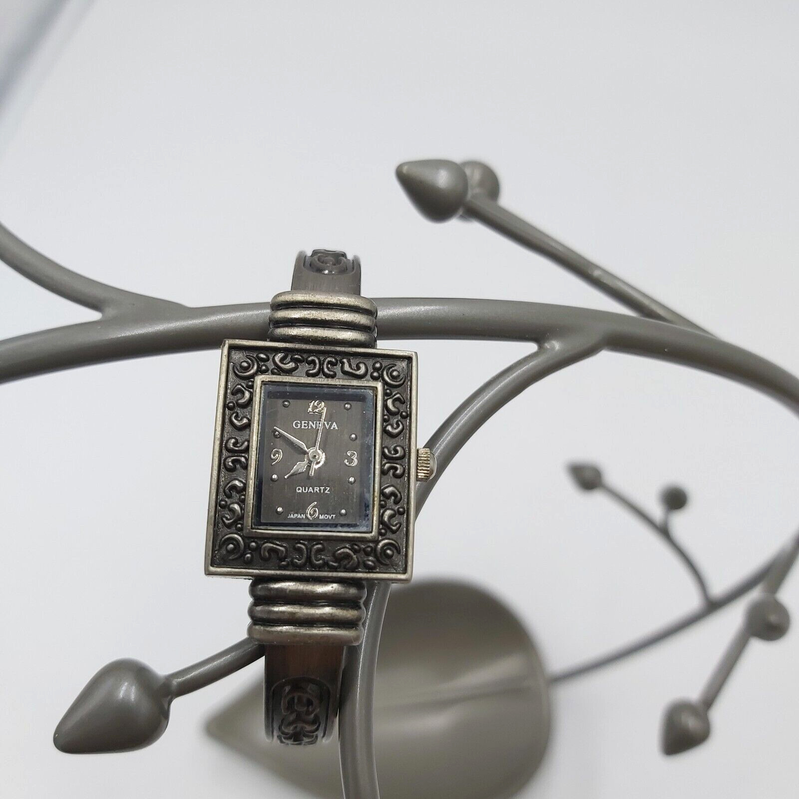 Woman Wrist Watches – Lot of 5 – Various Types and Movt Countries – No Batteries