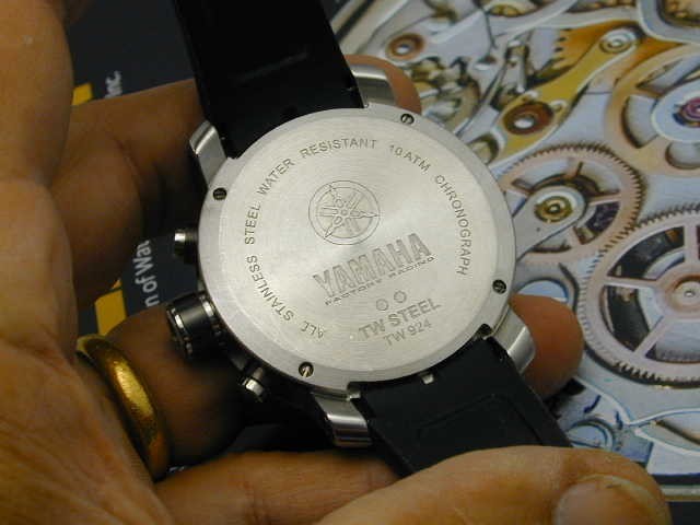 TW STEEL TW 924 YAMAHA MORTORCYCLE RACING CARBON FIBER 3 REGISTER CHRONOGRAPH