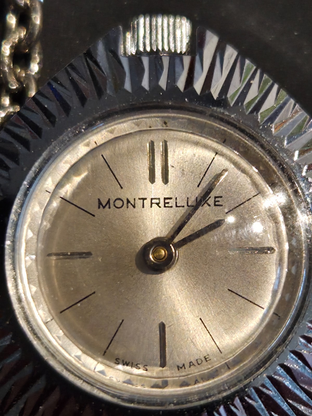 Vintage Montreluxe Heart Shaped Pendant Watch with Chain-working