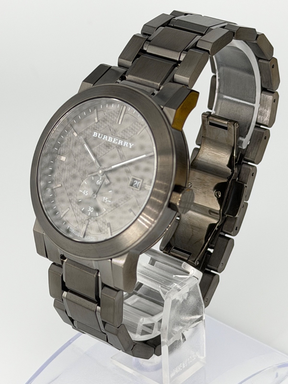 BURBERRY The City BU9902 Stainless Steel Gunmetal Dial 42 mm Wristwatch