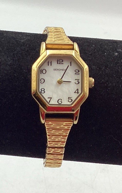 Sekonda Ladies Gold Plated Watch ‘Pearlescent’ White Hexagonal Face (NWAL)
