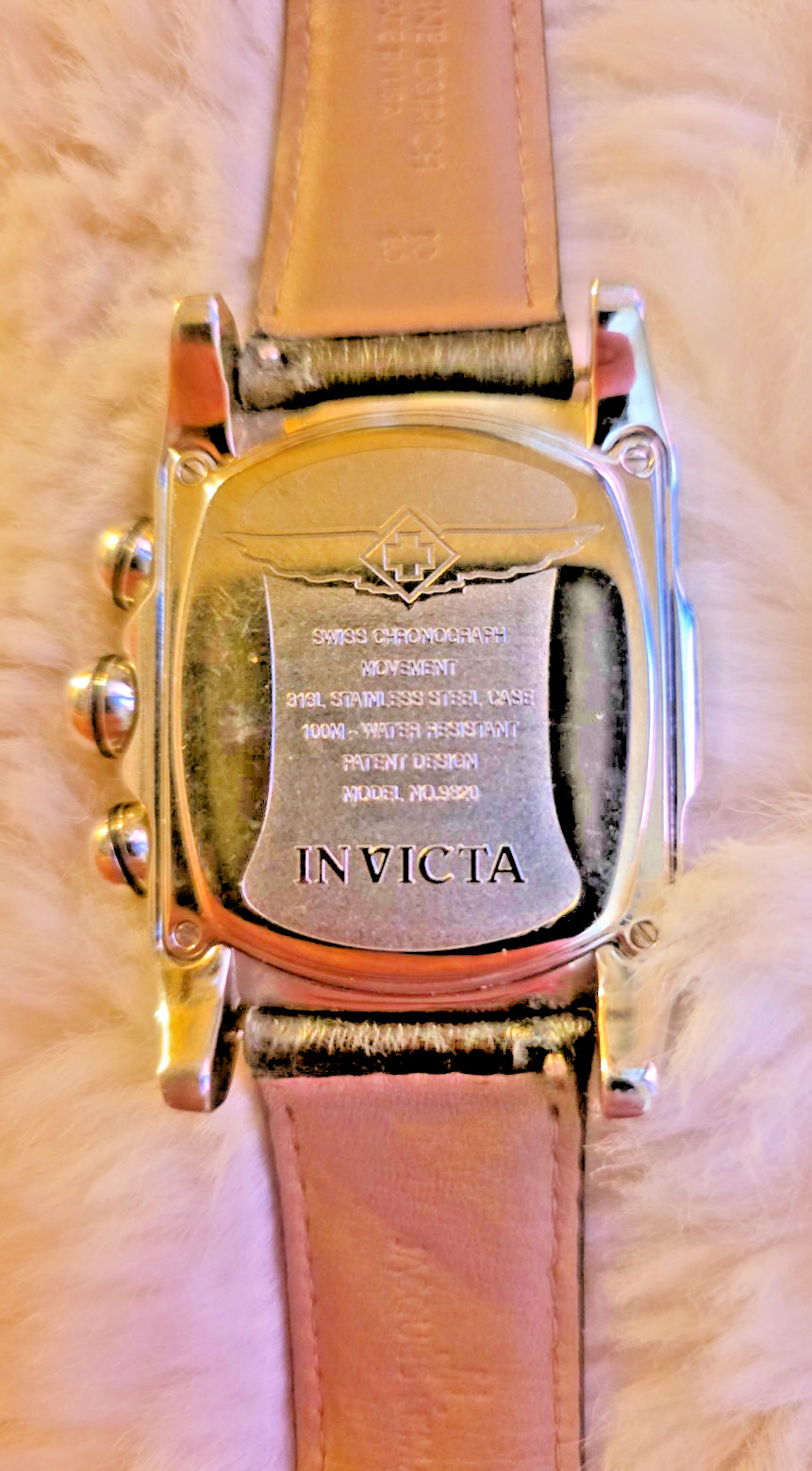Invicta Lupah Chronograph Model No. 9820 Swiss Quartz Chronograph Movement