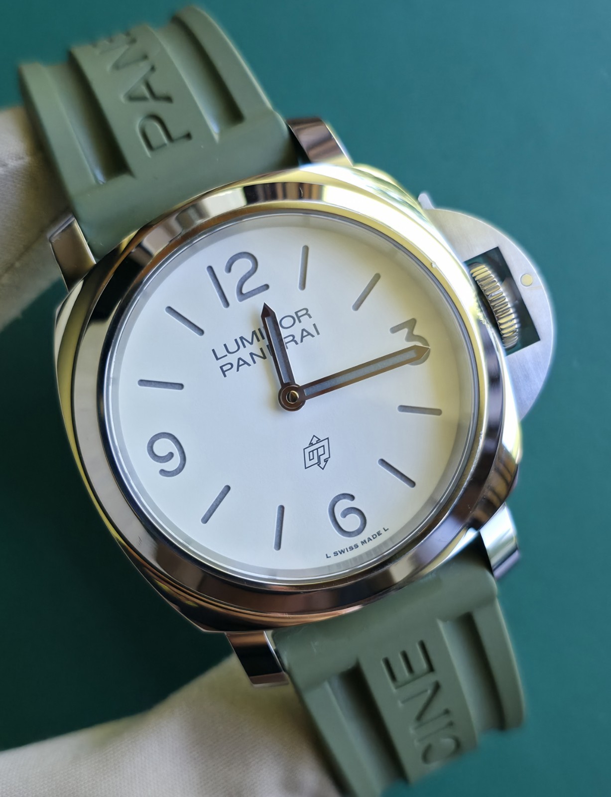 Panerai Luminor 1087 White Dial Watch 44mm Green Strap – PAM01087