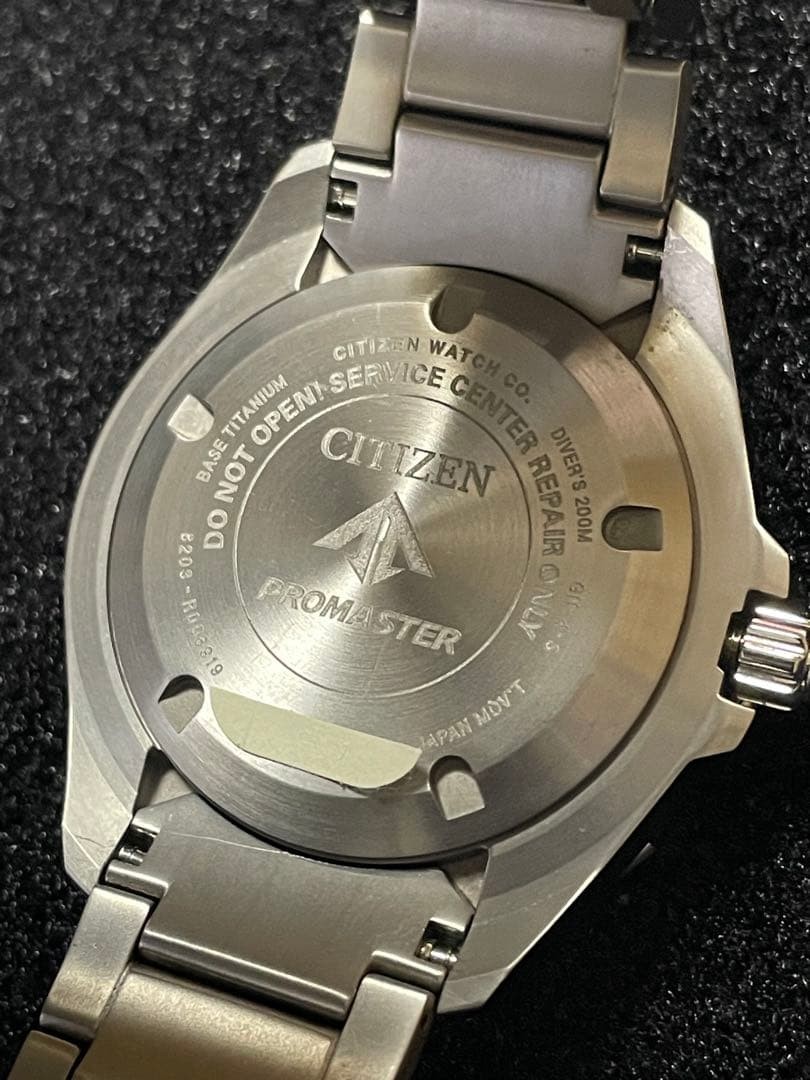 Citizen NY0070-83E 18cm Wrist Titanium Running Diver Automatic Mens Wristwatch