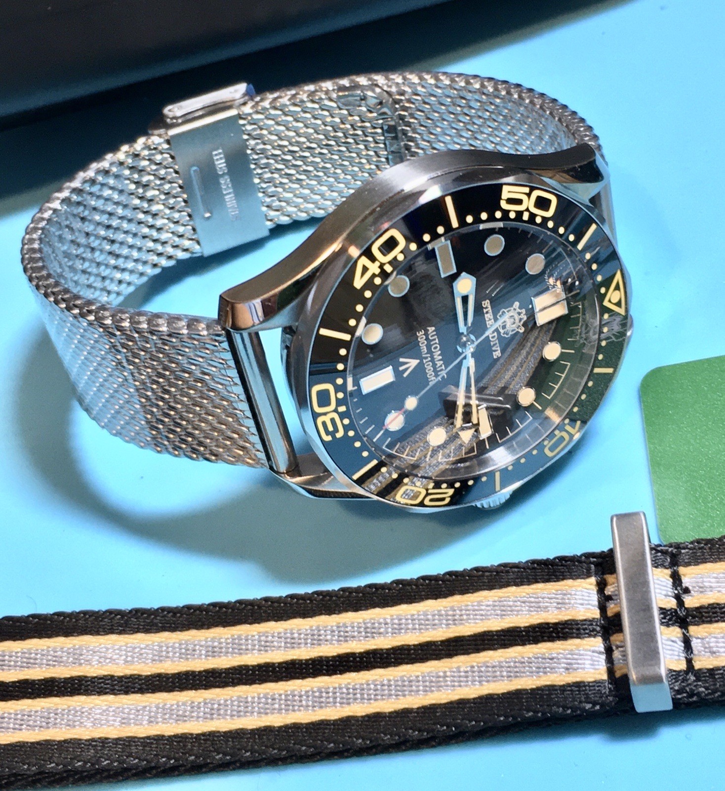 STEELDIVE 007 42MM WATCH NO TIME TO DIE SEIKO NH35 SAPPHIRE MILANESE & NATO BAND